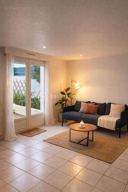 Appartement à CHARTRES-DE-BRETAGNE