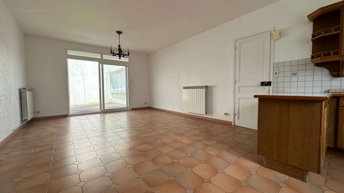 Maison 215 m² à Rivedoux-Plage  - photo 6