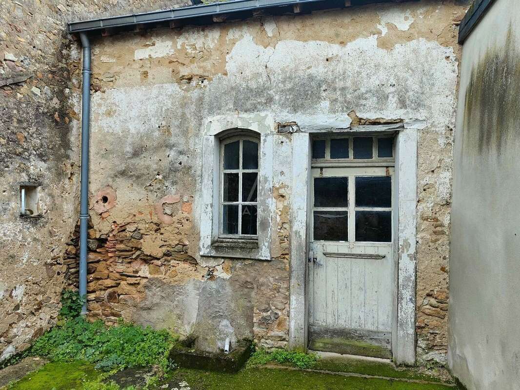 Maison à MORANNES