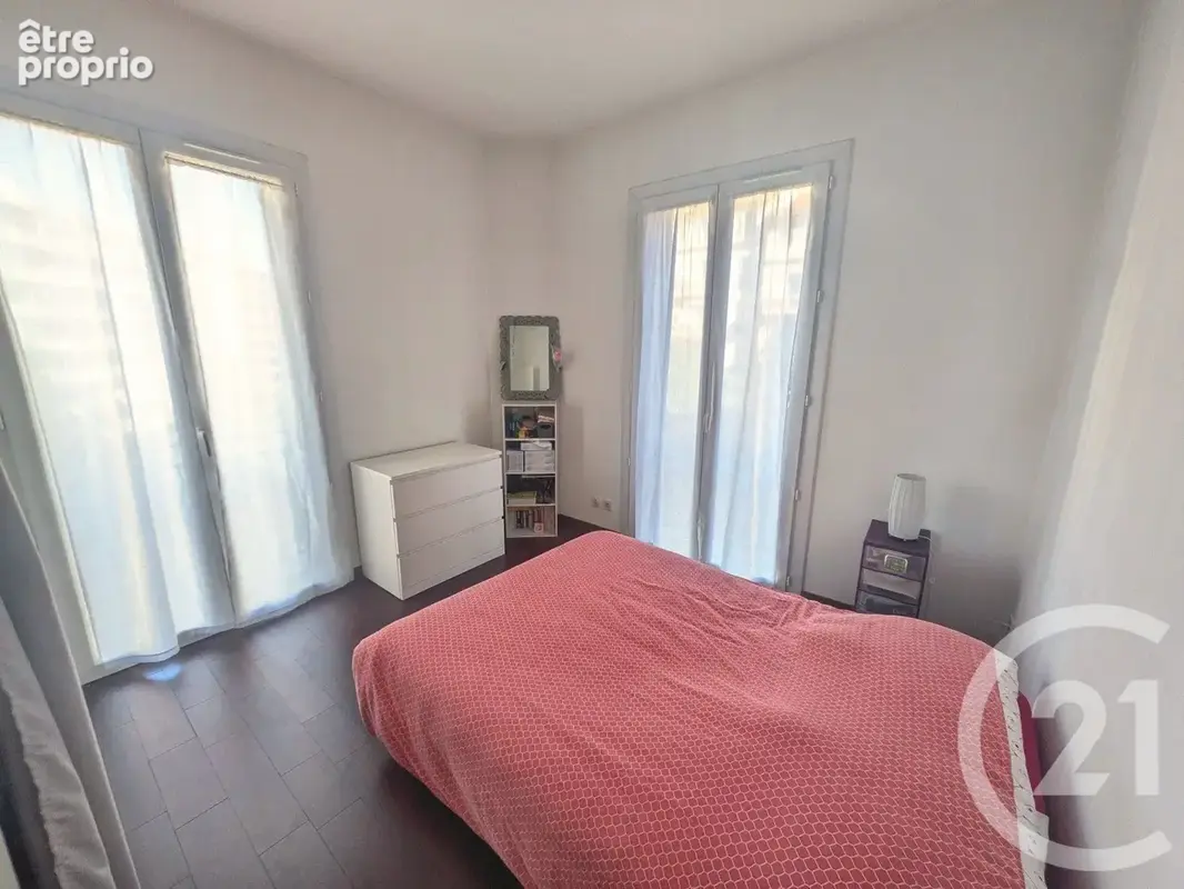 Appartement 5 pièces 115 m² à vendre à Toulon (83000) - photo 5