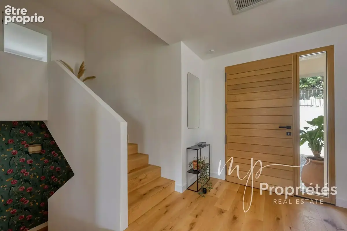 À VENDRE – Cavalaire-sur-Mer – Villa contemporaine avec vue mer 4 suites et prestations haut de gamme - photo 6