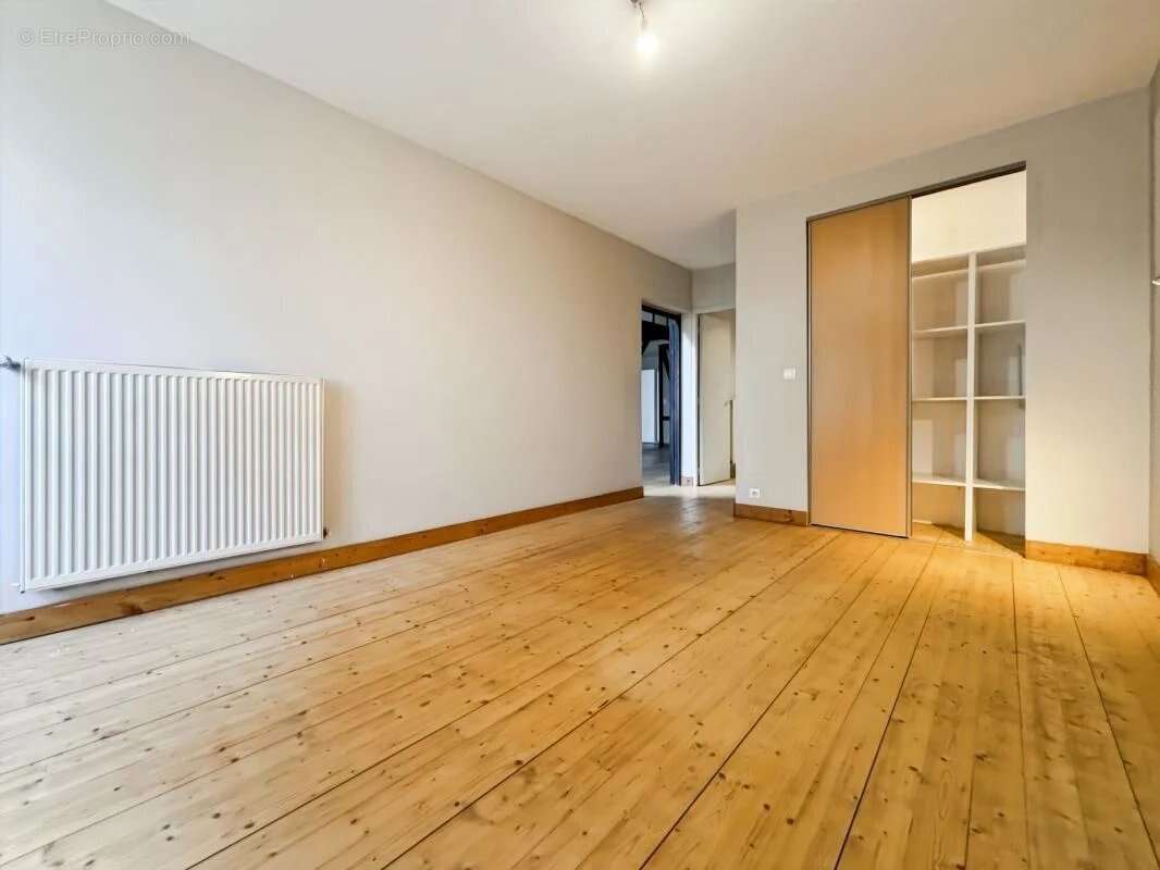 Maison à COULOUNIEIX-CHAMIERS