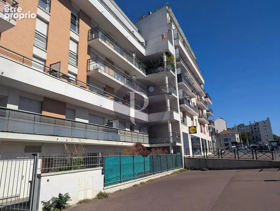 Photo Appartement à Nanterre au prix de 210 000€