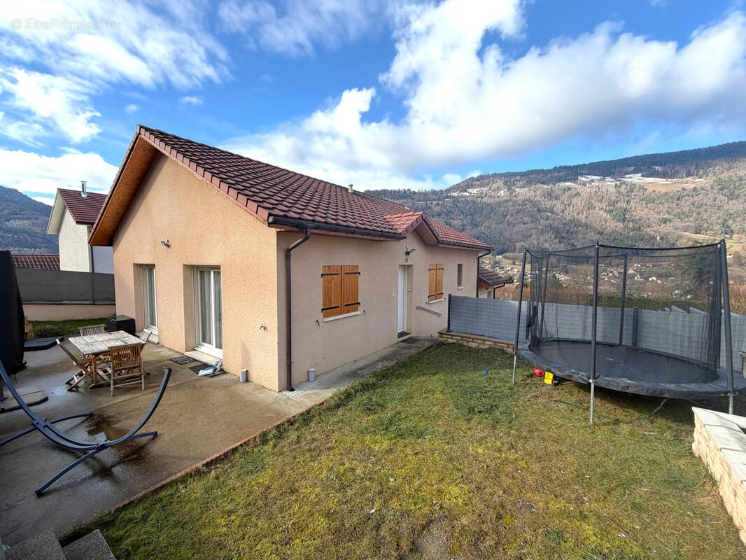 Maison à SAINT-PIERRE-D'ALLEVARD