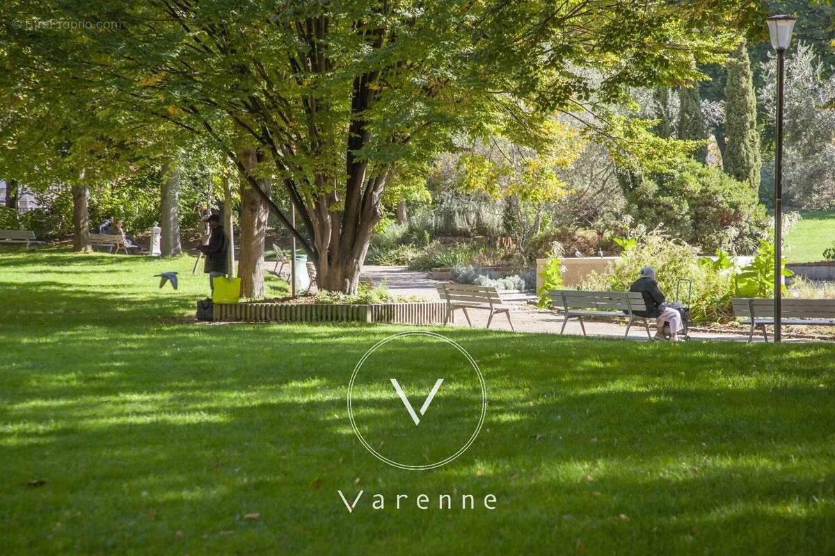 Appartement à PARIS-20E