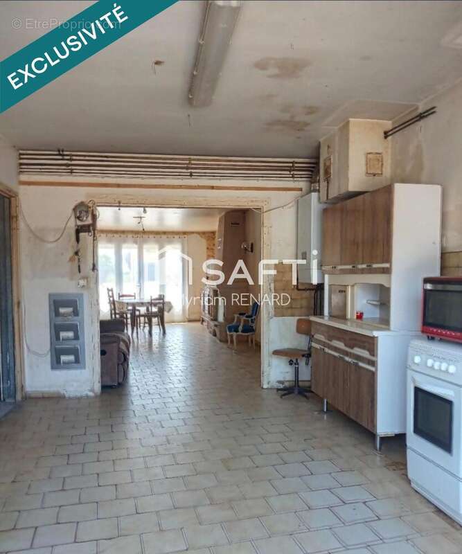 Maison 113 m² à Les Gonds  - photo 4