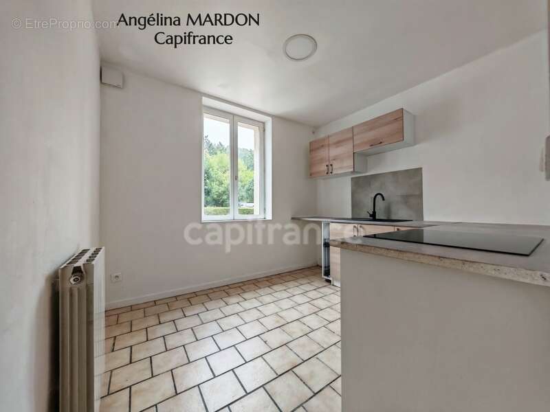 Maison de ville familiale T7 de 139 m² à Bolbec (5 à 6 chambres) avec cour et atelier - photo 5