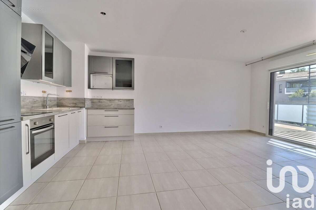 Photo 2 - Appartement à SAINT-CYR-SUR-MER