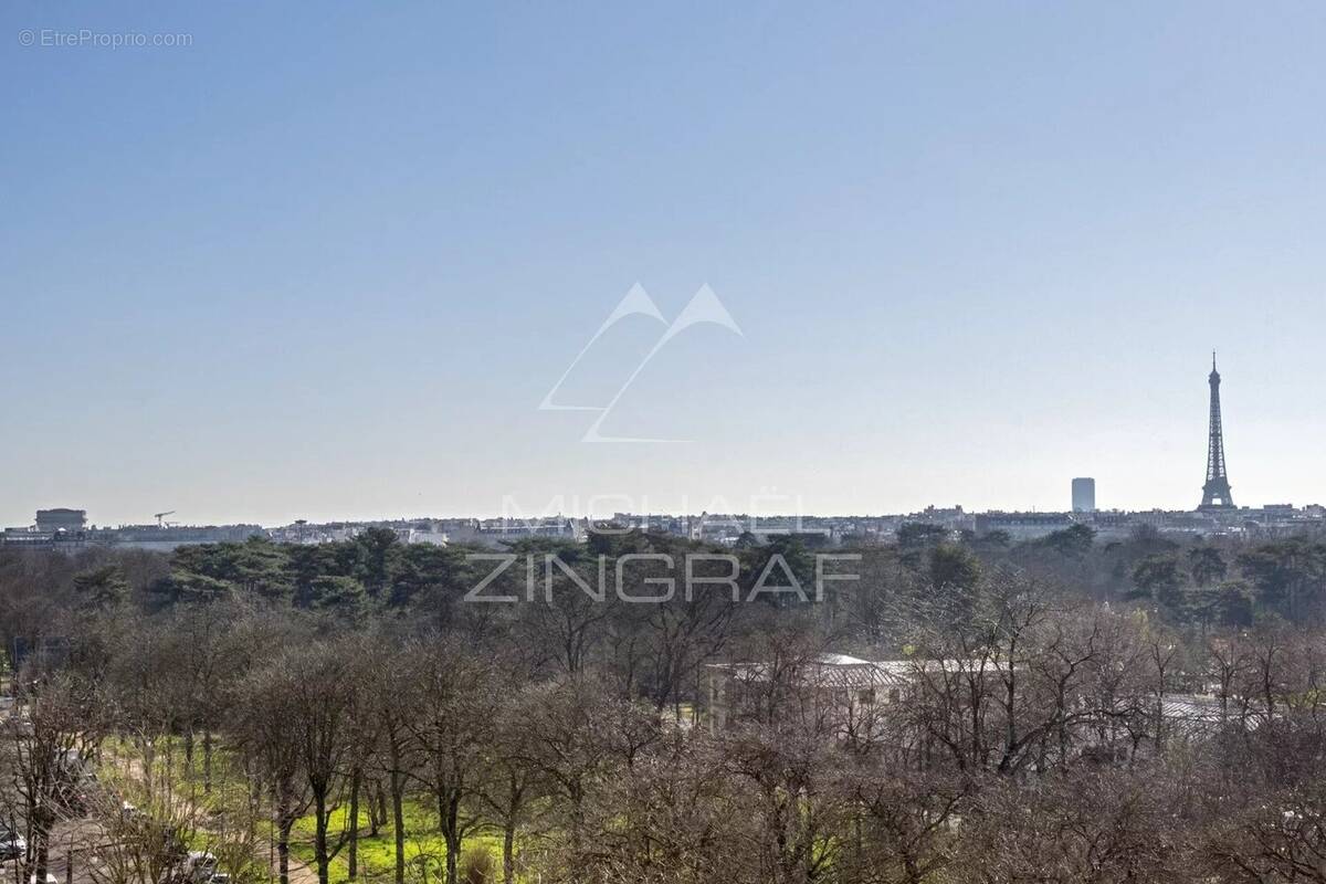 Appartement à NEUILLY-SUR-SEINE