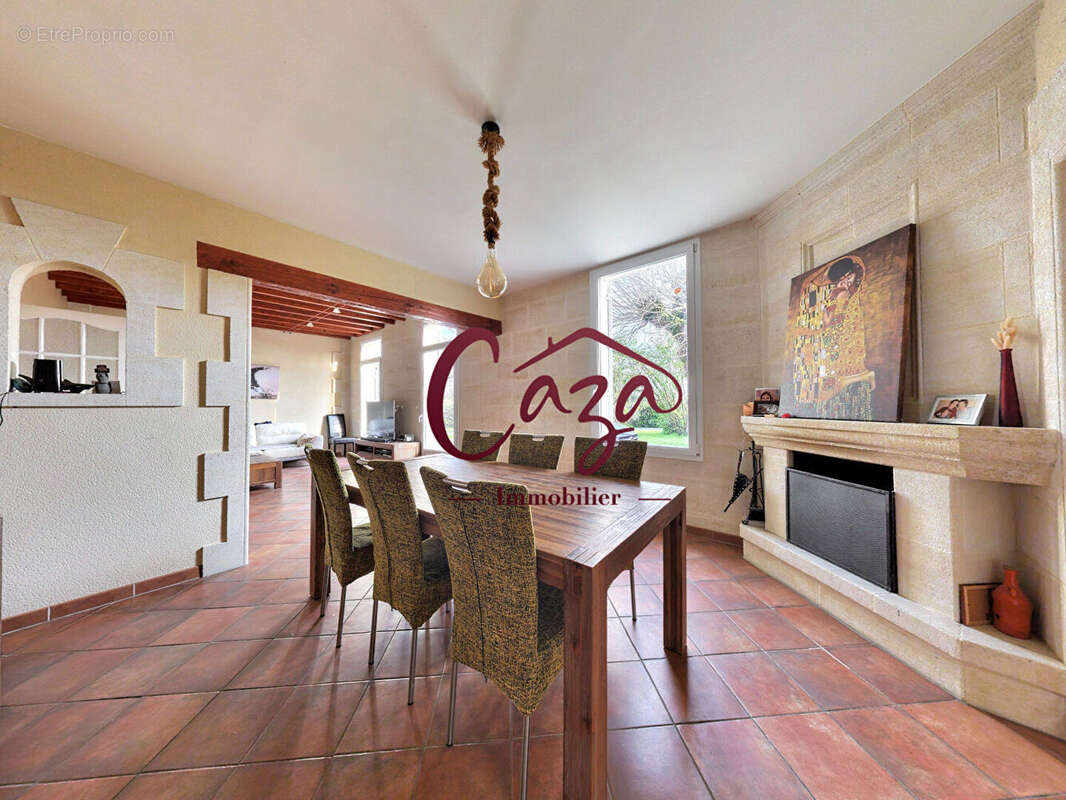 Maison en pierre 5 chambres - 33370 POMPIGNAC - photo 7