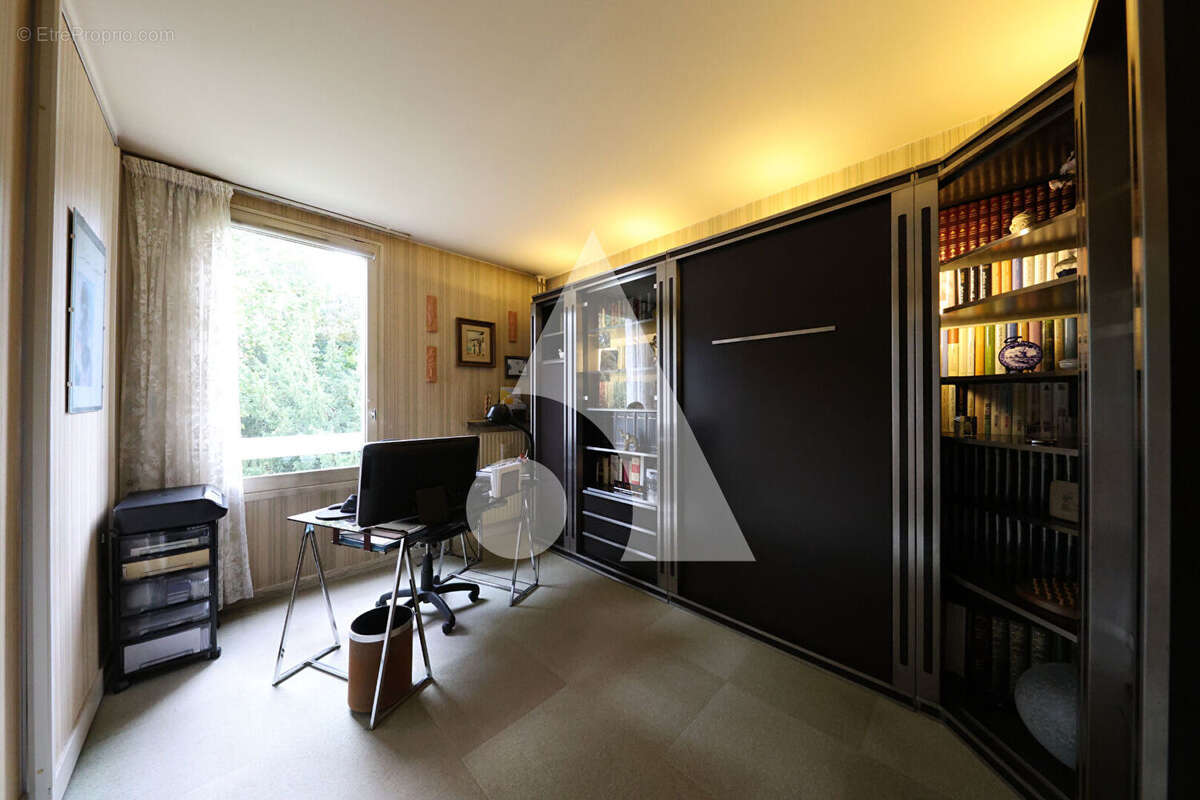 Appartement à CORBEIL-ESSONNES