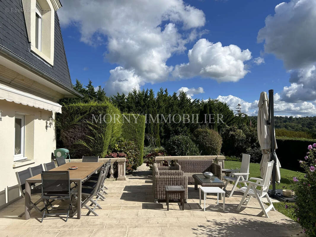 A vendre, maison avec piscine. - photo 3