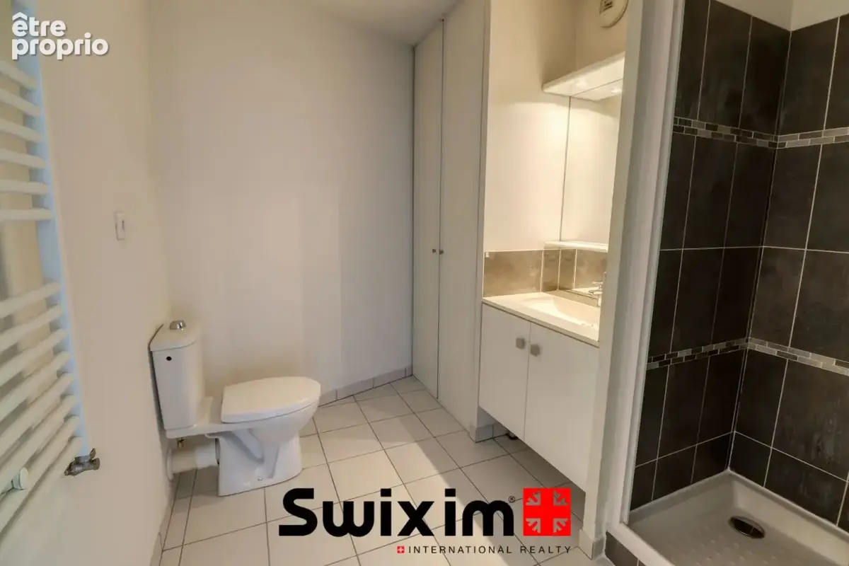 Mérignac Capeyron-T2 de 51m² - avec espace bureau - place de parking - photo 8