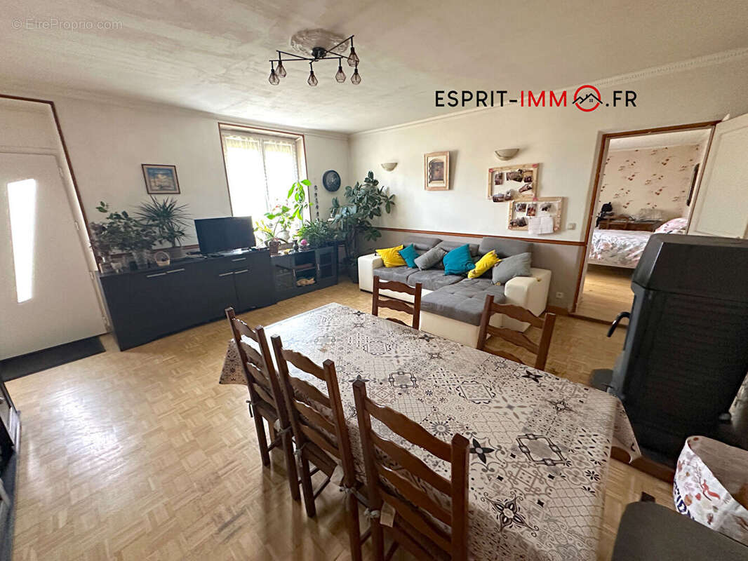 Appartement à SEYSSEL