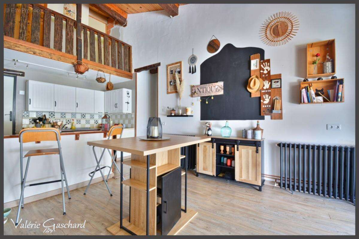 Montcaret – Belle maison en pierre de 250 m² en pleine campagne – Idéale projet familial ou activité touristique ou de bien être - photo 6