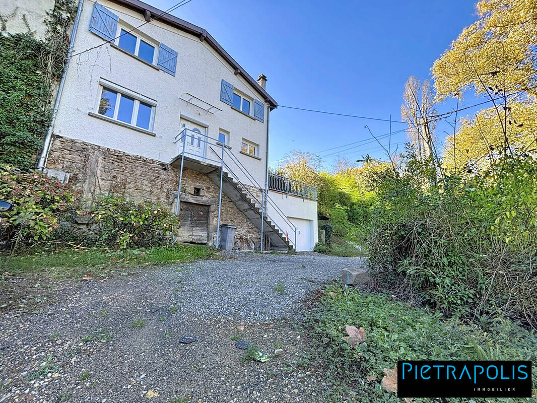 Maison à CHAPONOST