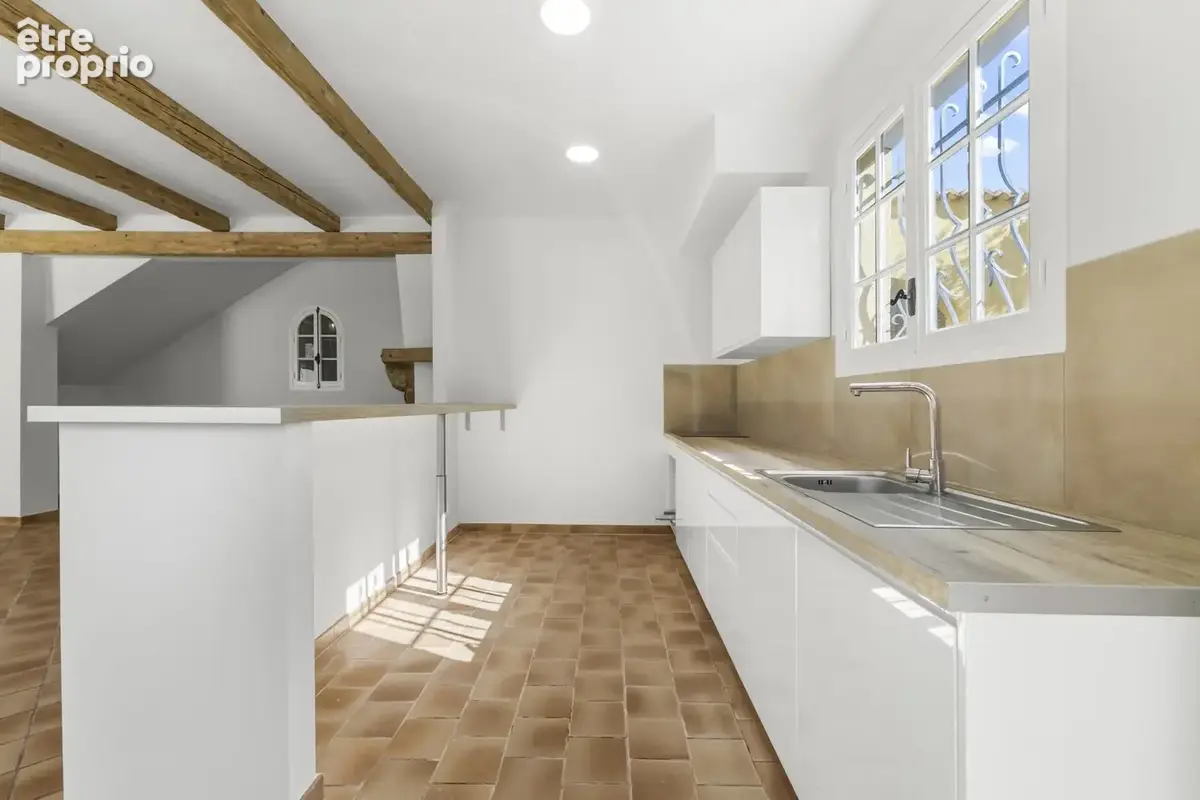 Maison 4 pièces 101 m² à vendre à Carros (06510) - photo 7