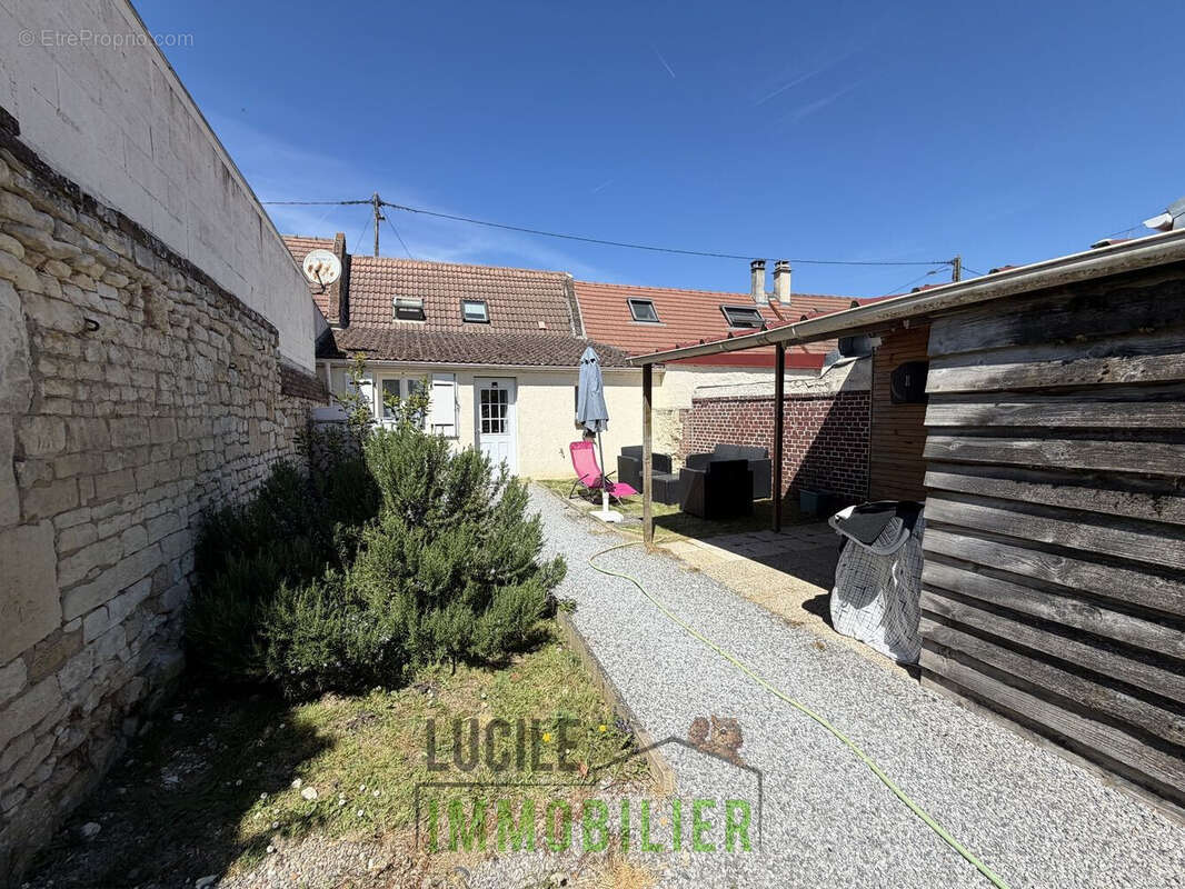 Maison de 70m² 6 - Maison à LEGLANTIERS