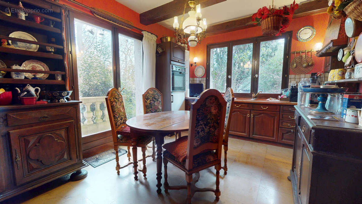 Maison à CHEVIGNY-SAINT-SAUVEUR