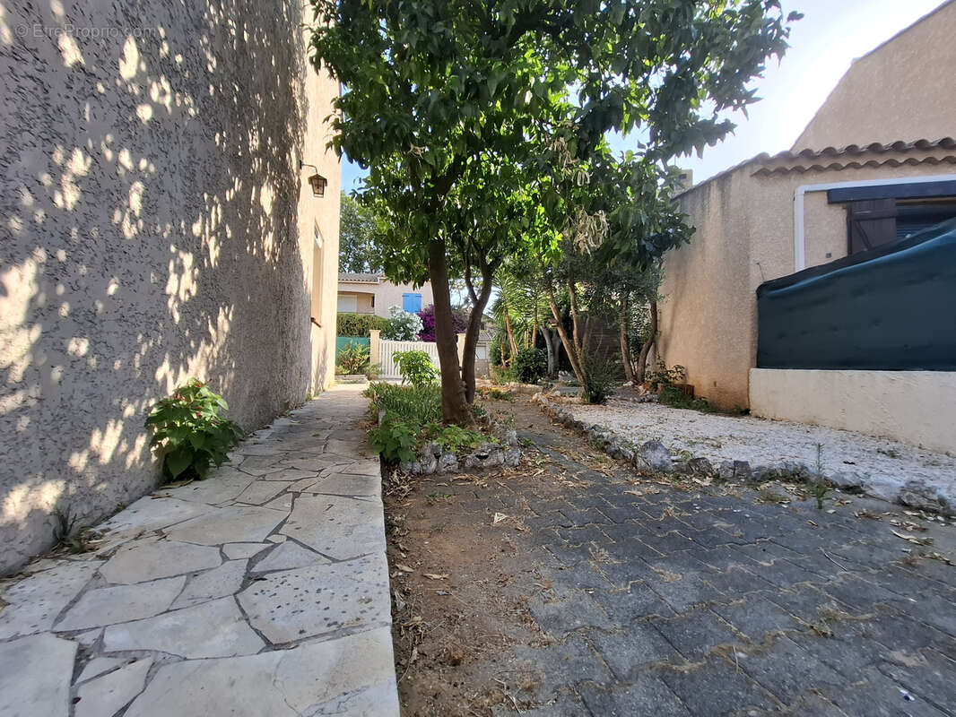 Maison à SIX-FOURS-LES-PLAGES