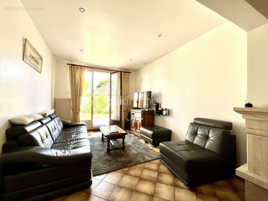 Maison à PONTAULT-COMBAULT