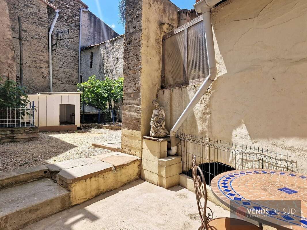 Maison à SAINT-GERVAIS-SUR-MARE