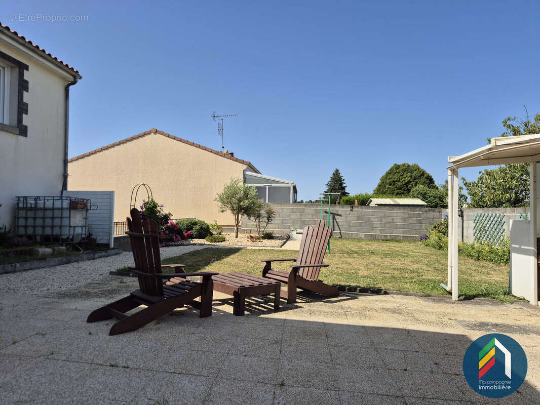 Maison à LA MEILLERAIE-TILLAY