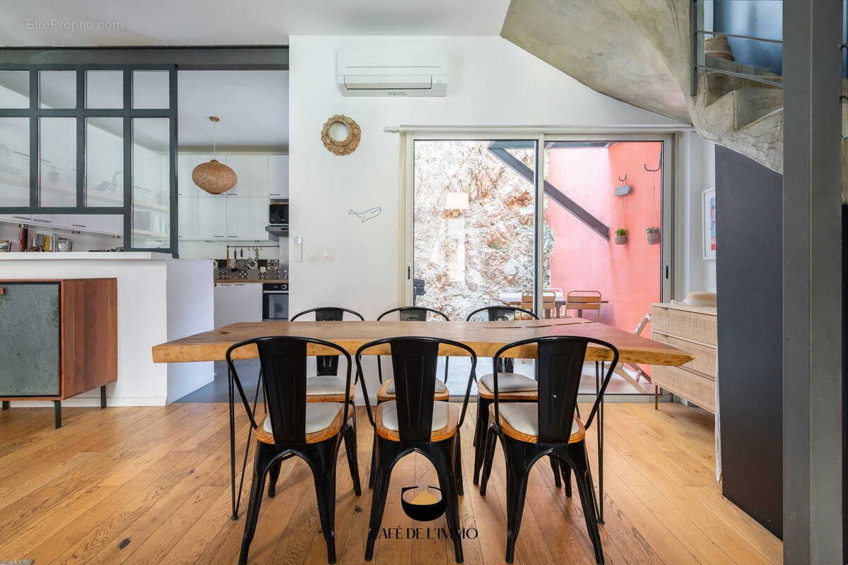 Maison à MARSEILLE-7E