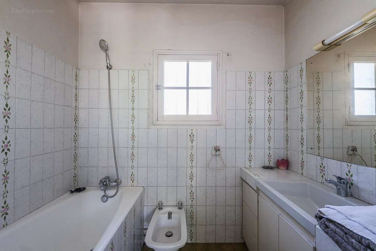 Maison à MARSEILLE-8E
