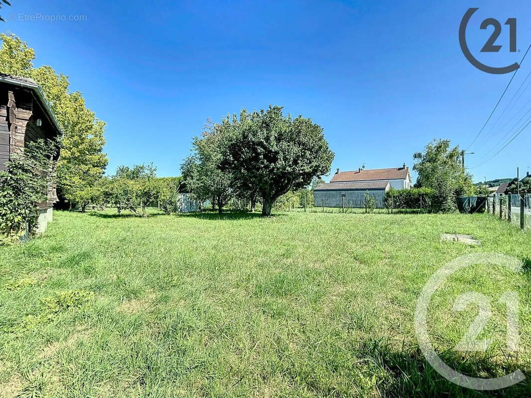 Maison à THORIGNY-SUR-OREUSE