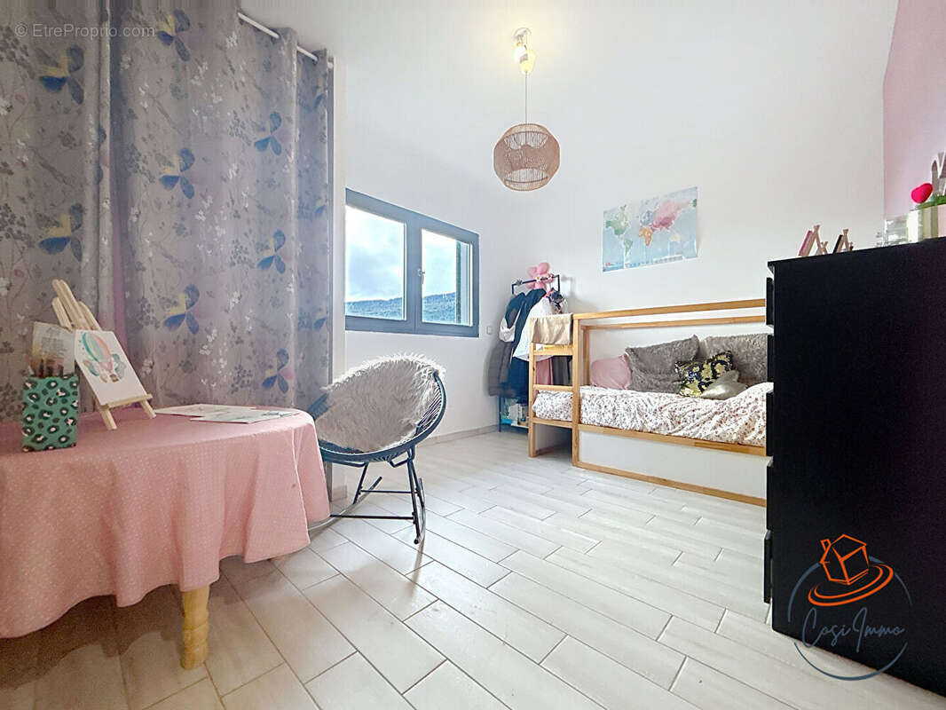 Maison à BELLEGARDE-SUR-VALSERINE