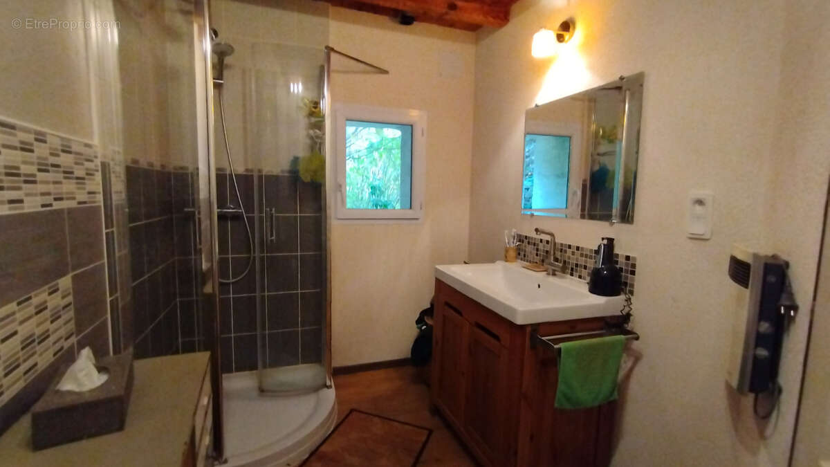 Maison à LA MOTTE-SAINT-MARTIN