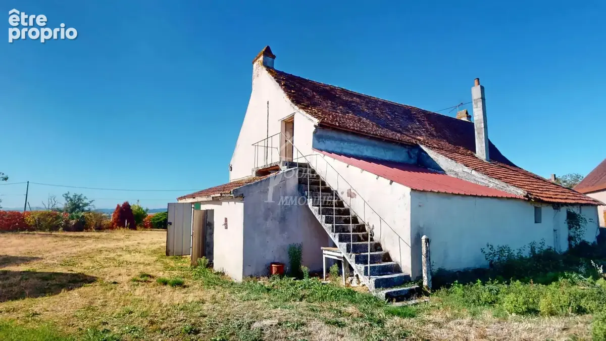 Charmante maison à Liernolles avec terrain et puits - photo 15