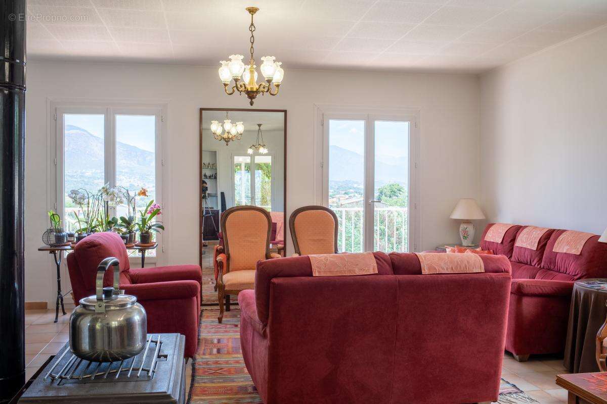 Maison 176 m² à Ajaccio  - photo 6