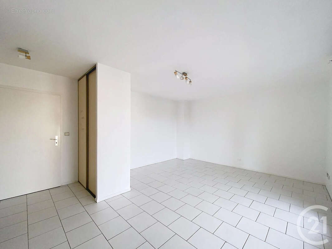 Appartement à SENS