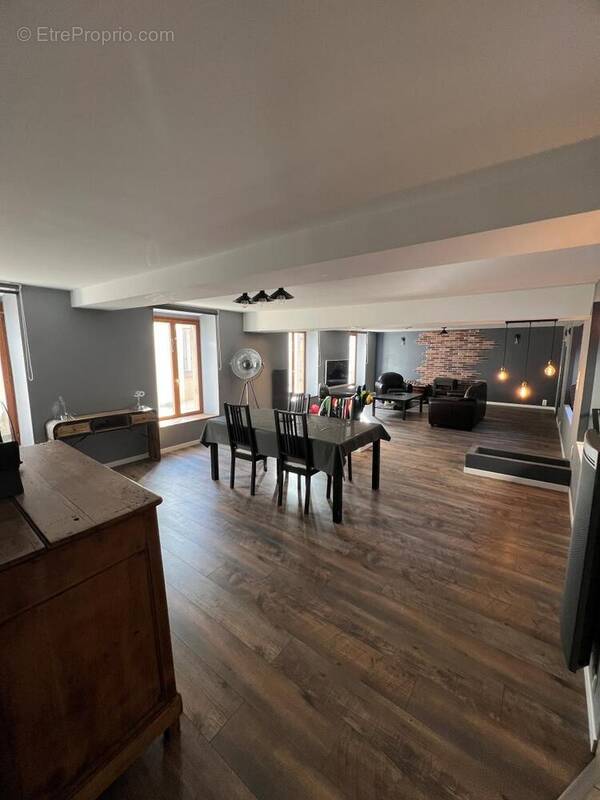 Appartement à CHATILLON-SUR-MARNE