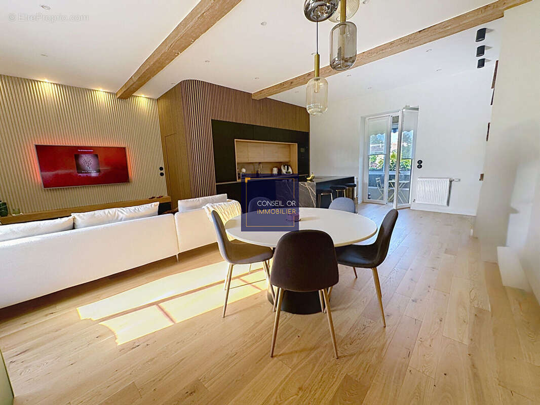 Appartement à IRIGNY