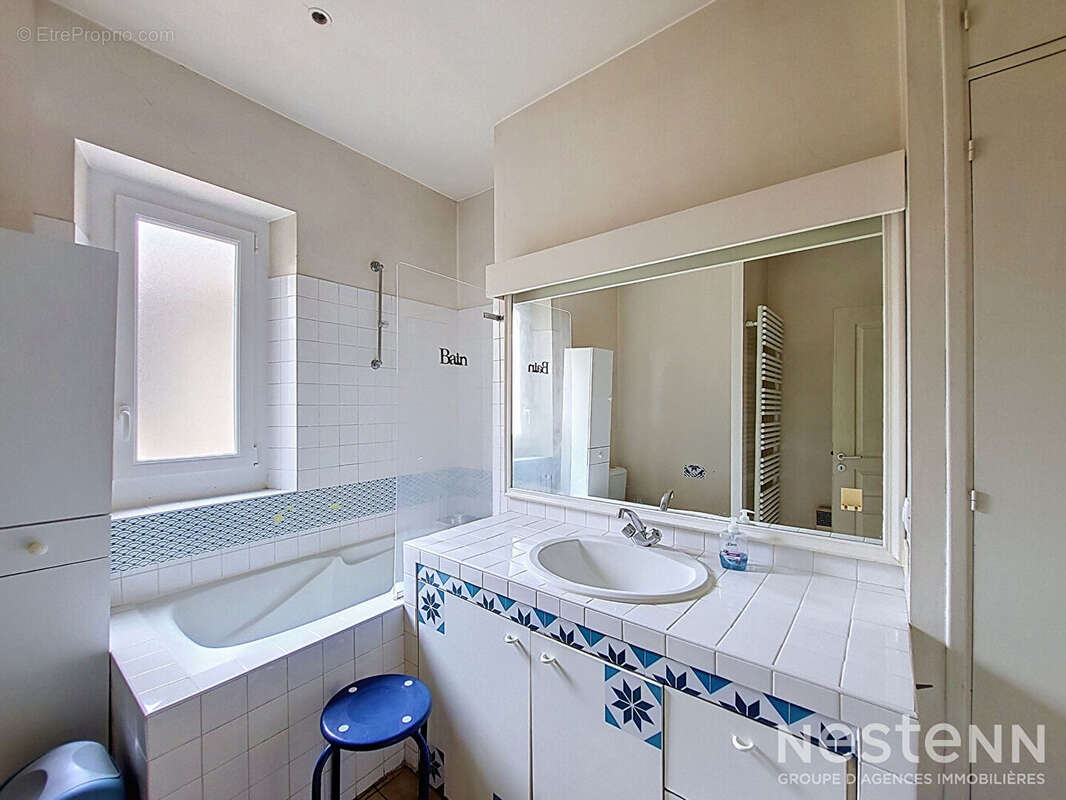 À Vendre Immeuble de rapport avec local commercial de 70 m² et appartement de 84 m² loués au coeur historique de Condom - photo 9
