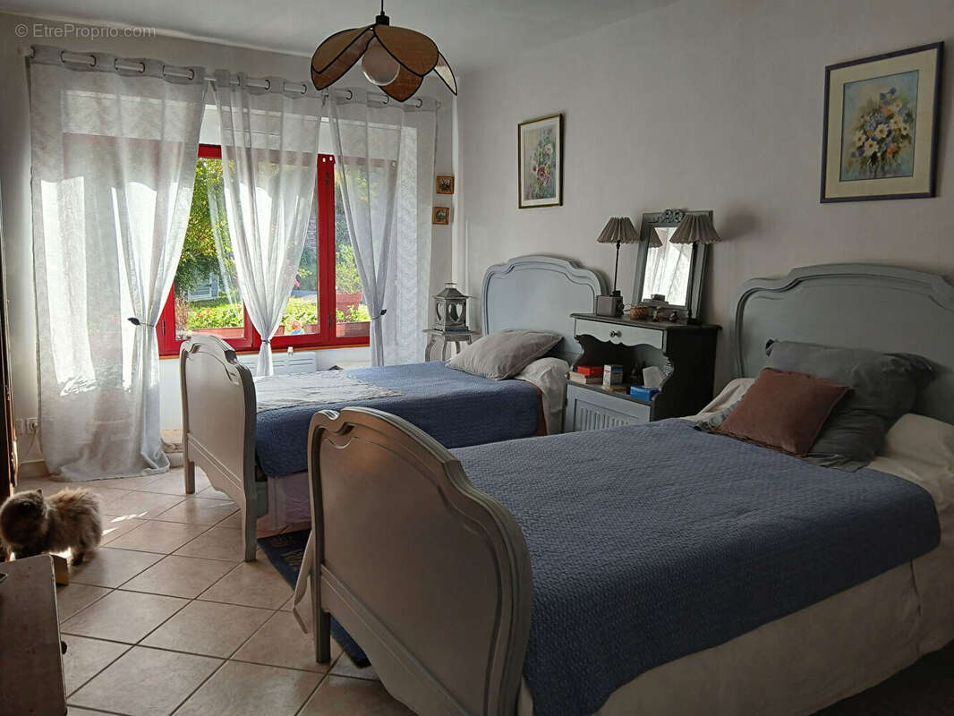 Maison à SAINT-GUYOMARD