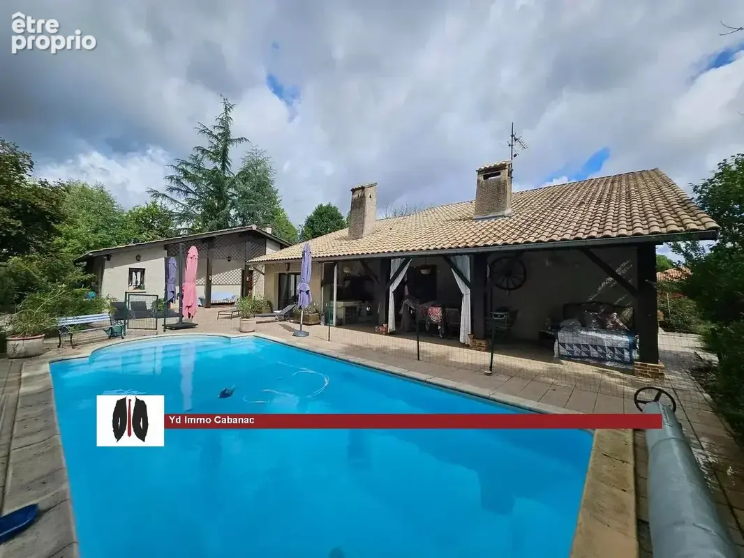 Magnifique propriete avec piscine et grand terrain - photo 2