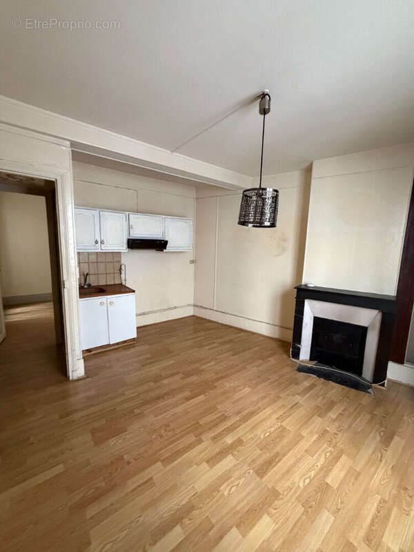 Appartement à PARIS-14E