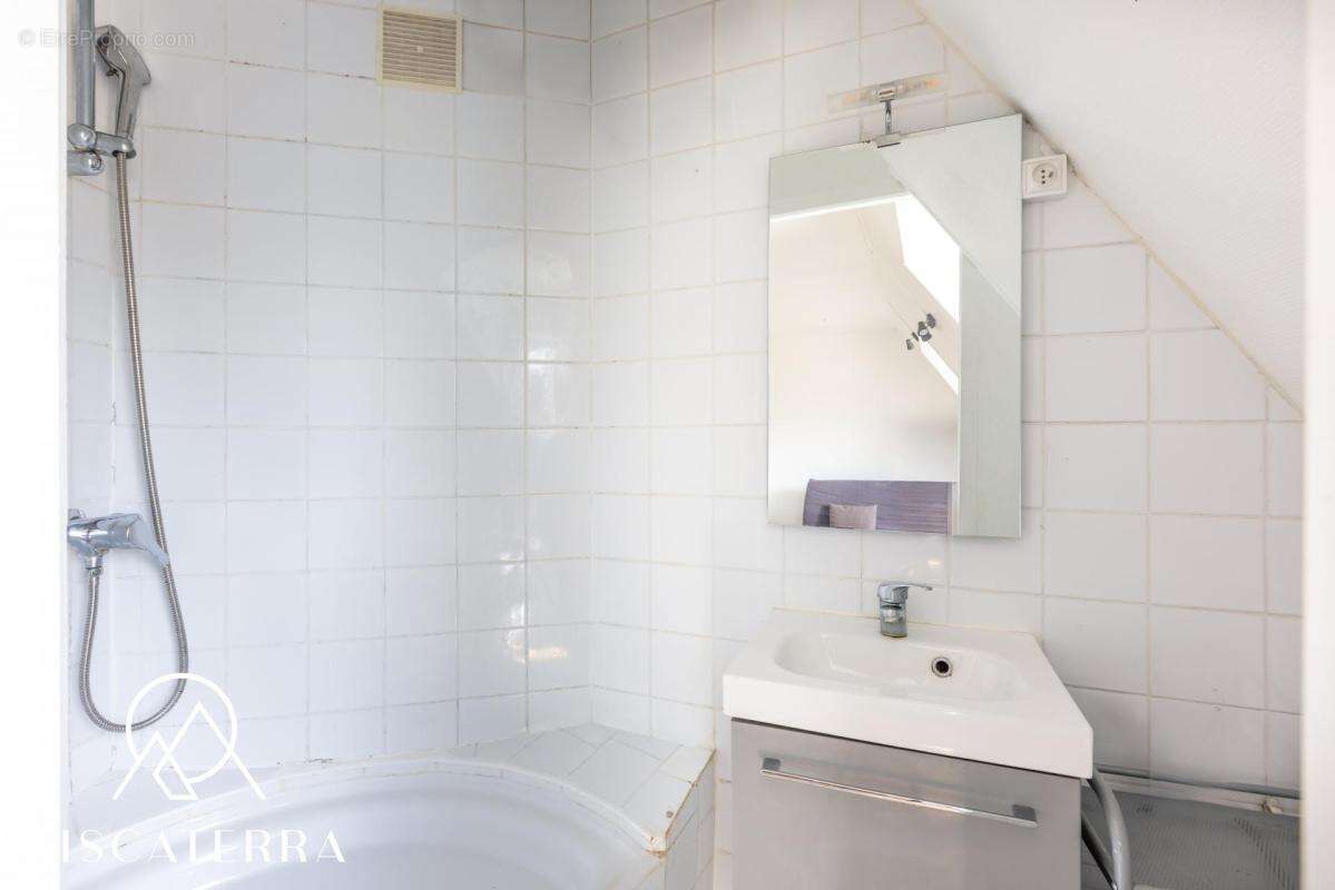 Appartement à PARIS-4E