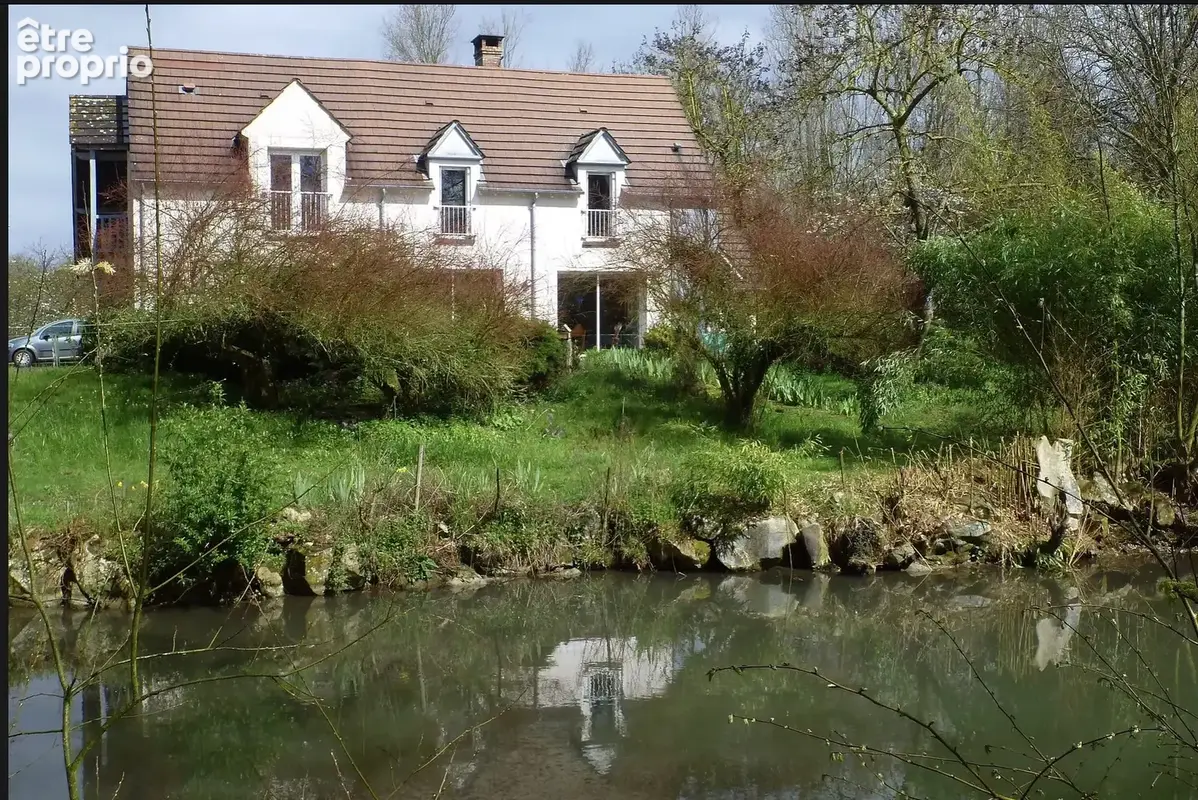Maison à SOUPPES-SUR-LOING