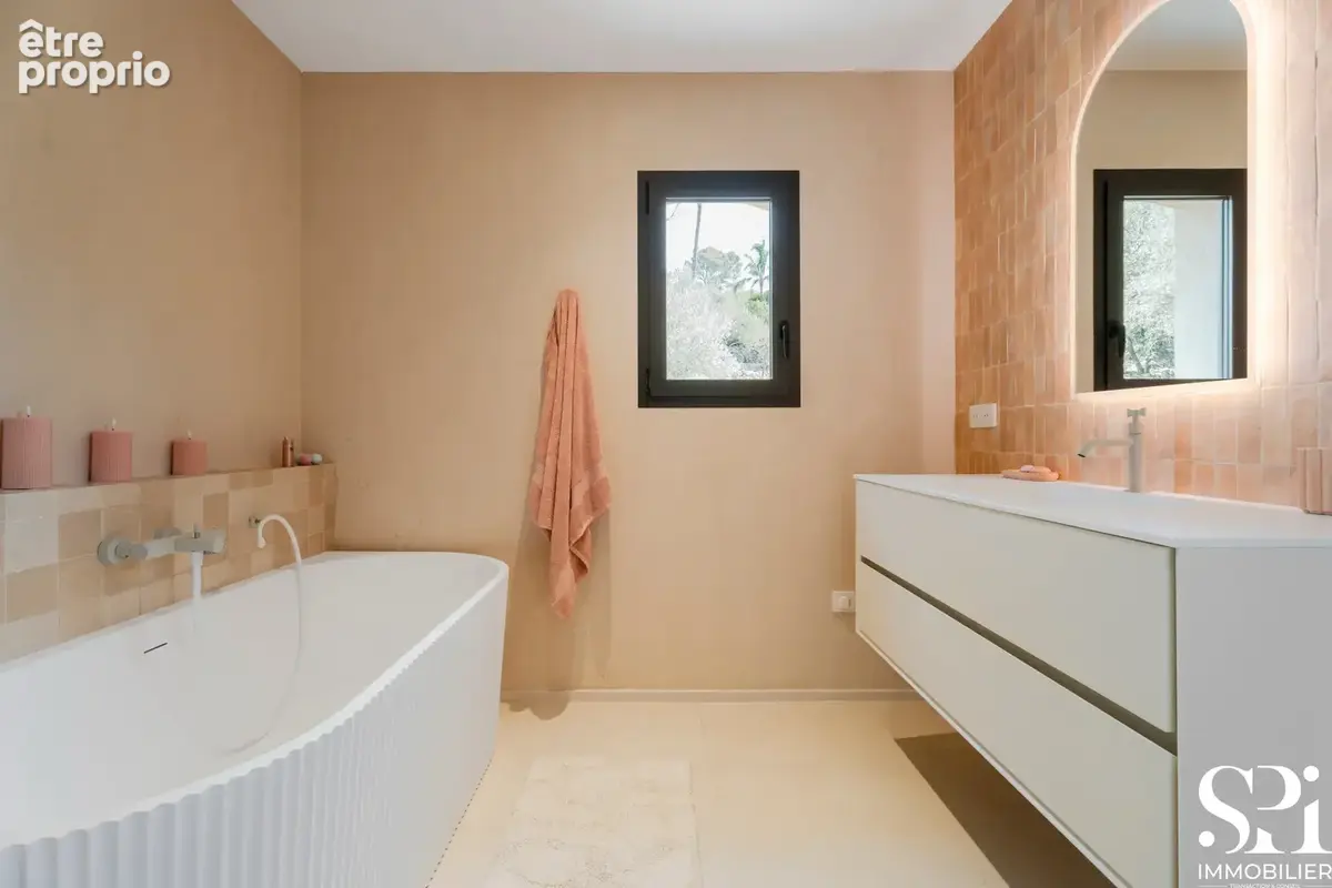 Villa rénovée 222 m2 piscine - Solliès-Toucas - photo 11