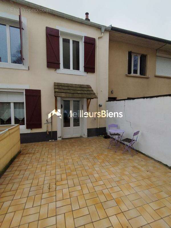 Maison à BOURBONNE-LES-BAINS