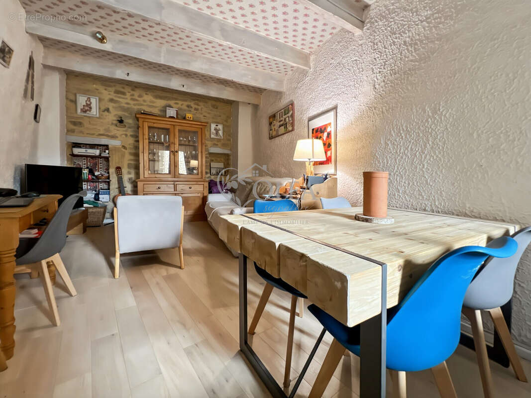 Maison 58 m² à Uzes  - photo 4