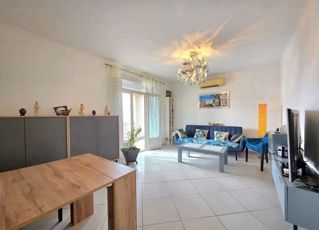 Appartement à PORT-DE-BOUC