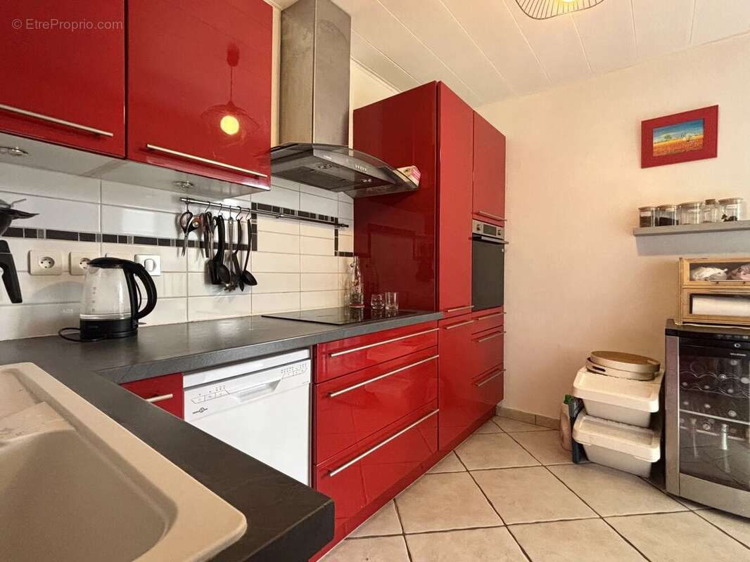 Appartement à SIX-FOURS-LES-PLAGES