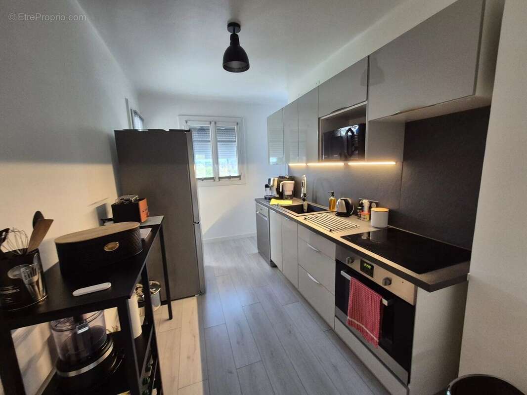 Appartement à LE CANNET-DES-MAURES