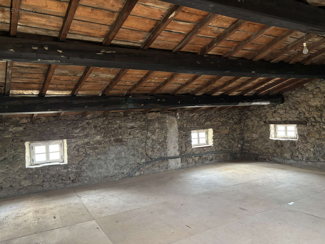 Maison à VERNOSC-LES-ANNONAY